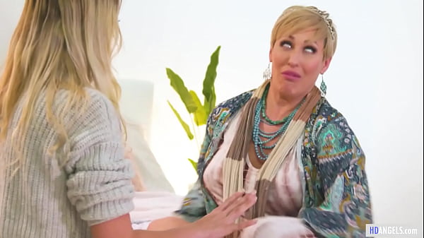 Kenna James Having Lesbian Sex With Medium Ryan Keely 6 min